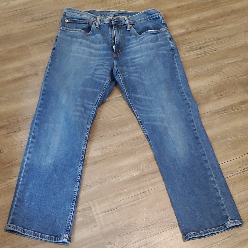 Levi's Men's Straight Jeans in Medium Blue Denim